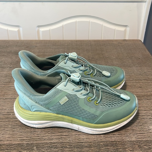 KIZIK London Sneaker Surf Spray/Granite Green Sz 7 - Picture 2 of 8
